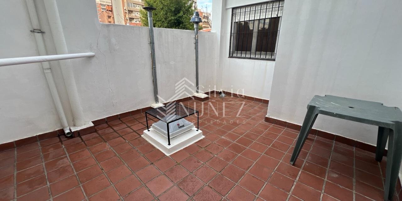 PH en Alquiler - Alberdi y Moreno - 6
