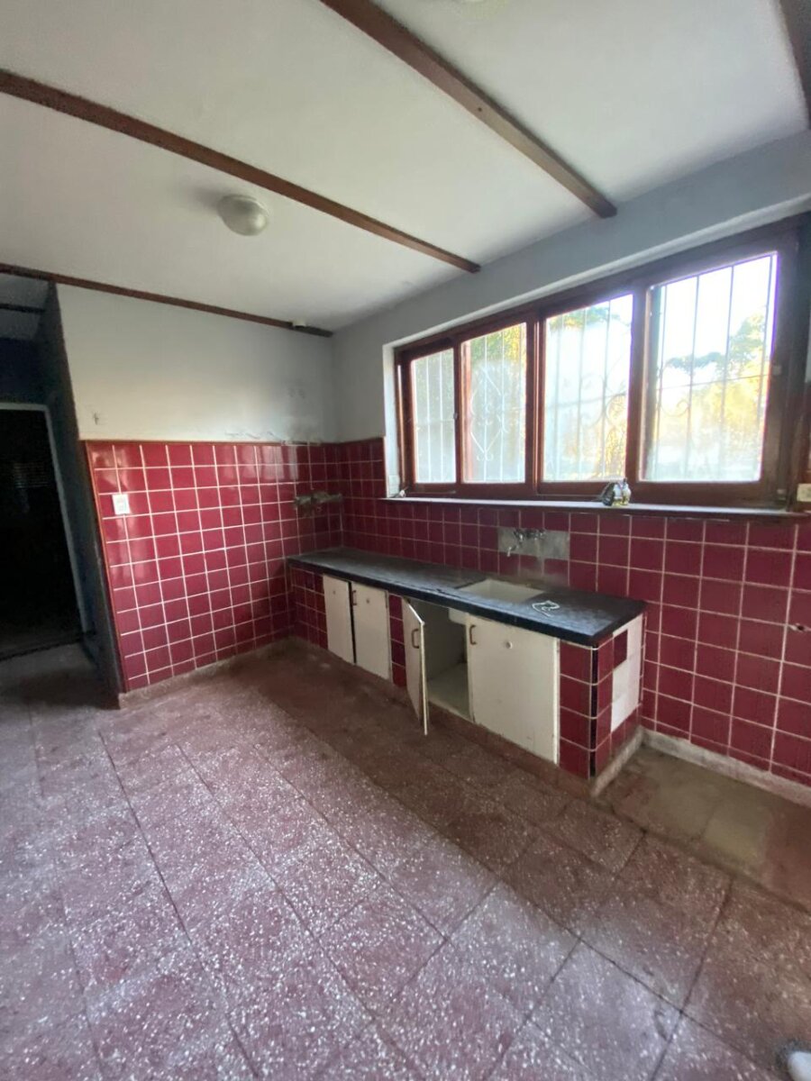 Casa a reciclar con ubicación comercial sobre ruta 91 Villa La Ribera - 10