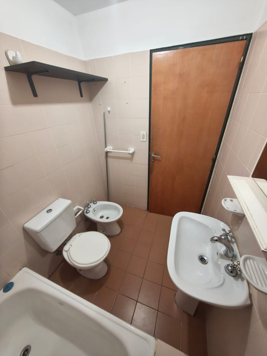 Alquiler Dpto. de Un Dormitorio con Balcón en Nueva Cordoba - Imagen 12