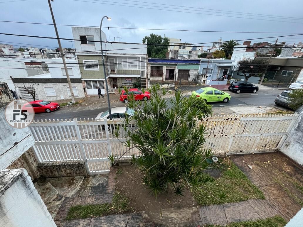 Venta de casa antigua en Barrio General Paz, Córdoba. - Imagen 4