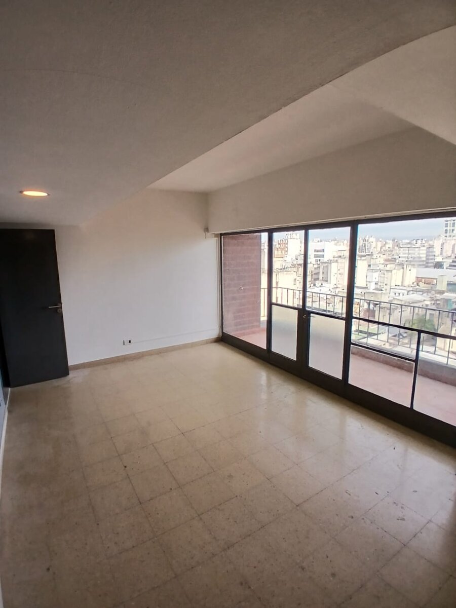 ¡VIVÍ EL CENTRO  CON OTRA VISTA! DEPARTAMENTO AMPLIO Y LUMINOSO - Imagen 10