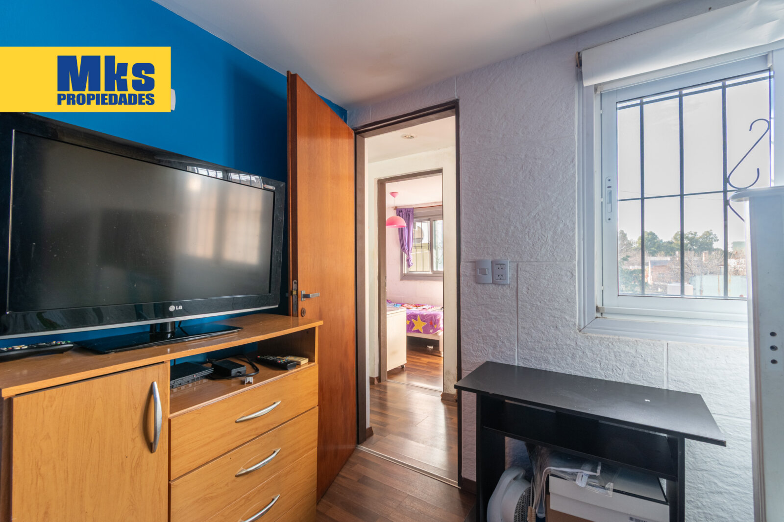Venta. Ph 8 ambientes. 2 plantas. Quincho, patio y terraza. - 13