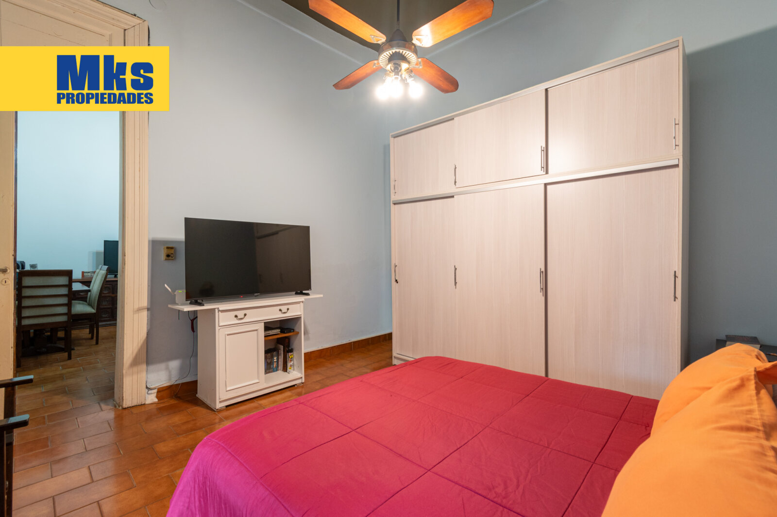 Venta. Ph 8 ambientes. 2 plantas. Quincho, patio y terraza. - 34