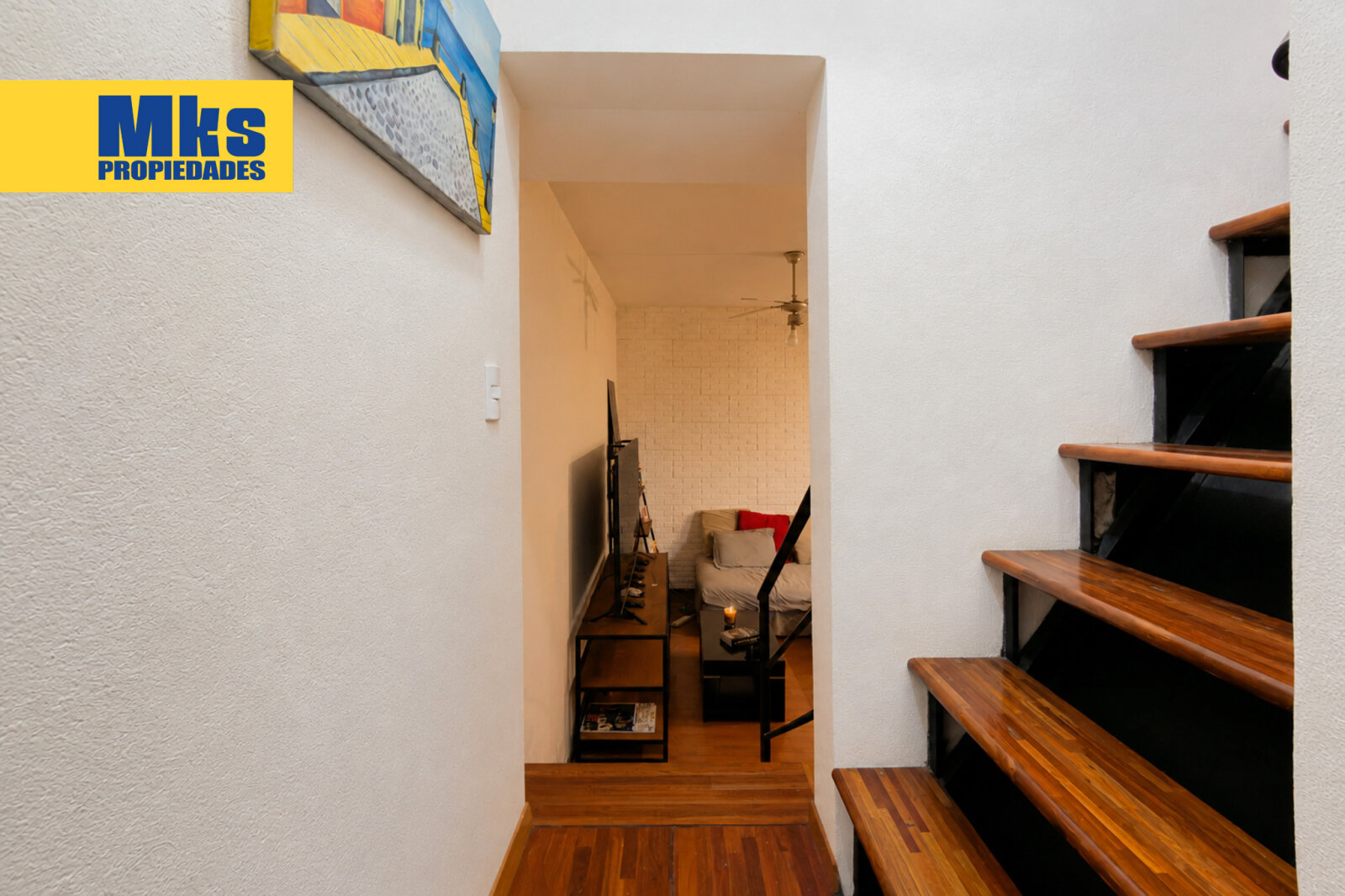 Venta. Ph 8 ambientes. 2 plantas. Quincho, patio y terraza. - 27