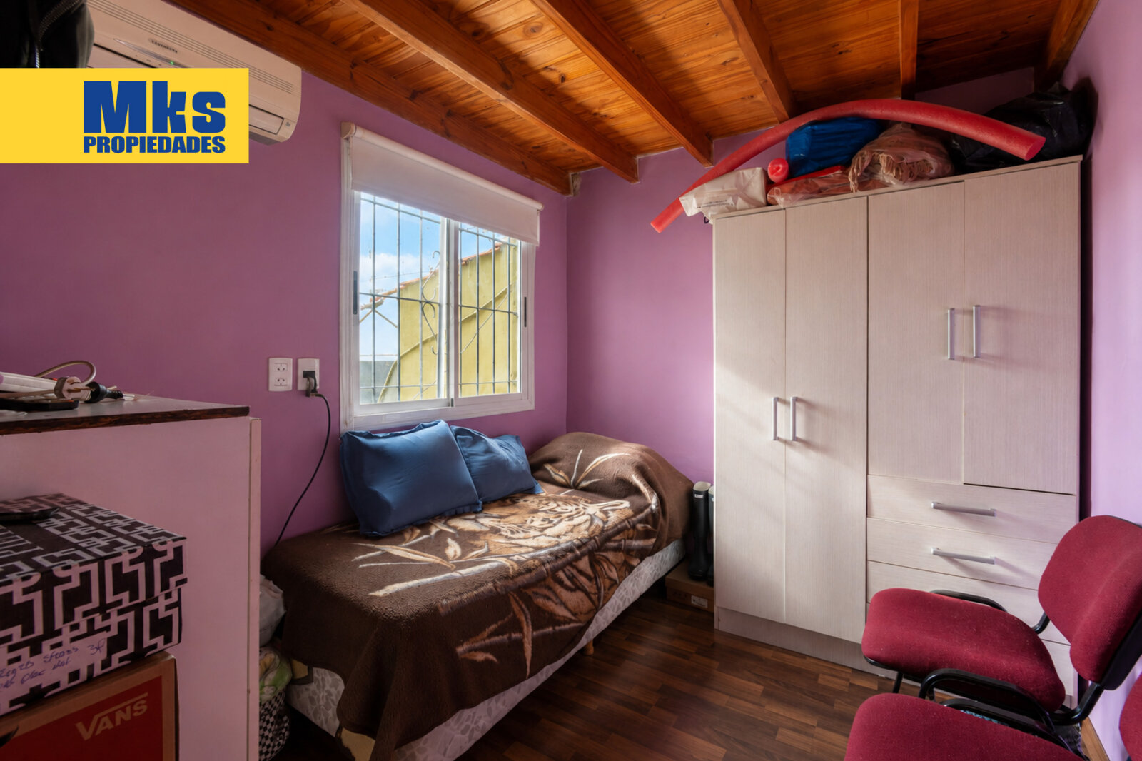 Venta. Ph 8 ambientes. 2 plantas. Quincho, patio y terraza. - 10