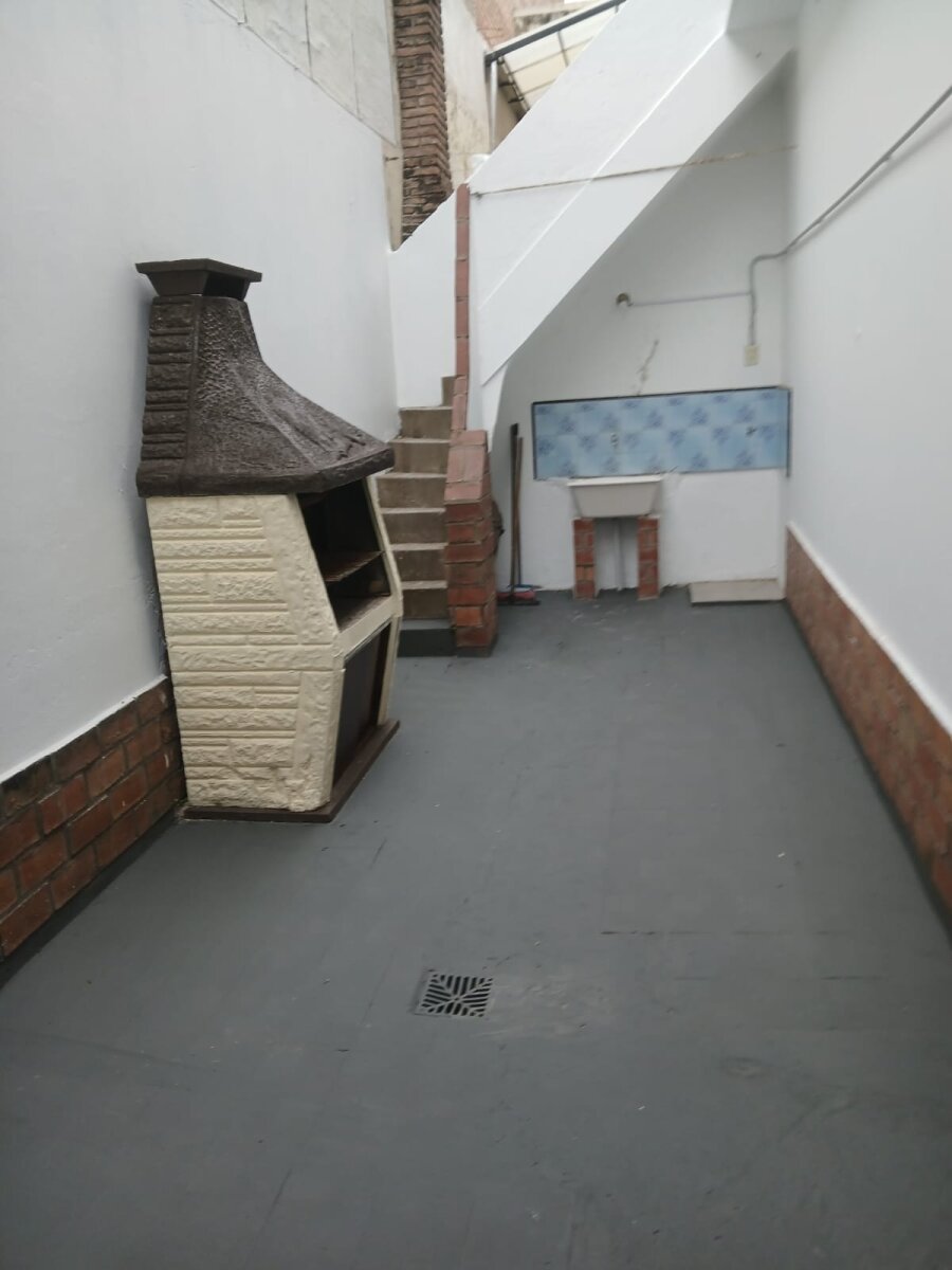 CASA DE 2 DORMITORIOS ALQUILER ARROYITO - 4