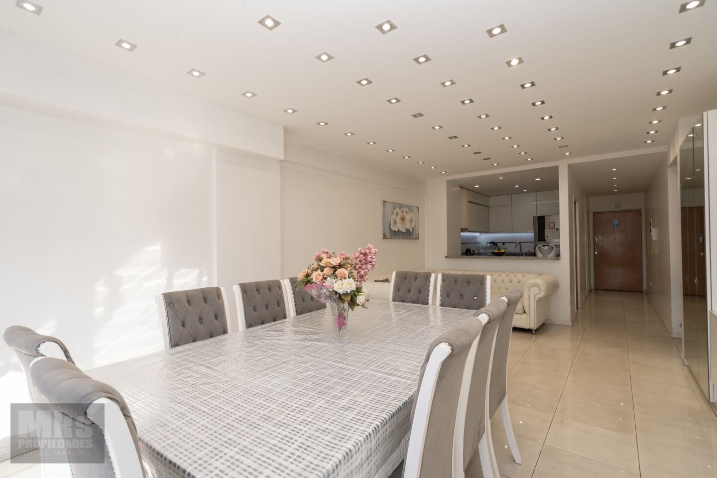 Depto 3 ambientes en venta con Pileta, SUM, seguridad 24hs. M de Oca y M Garcia - 4