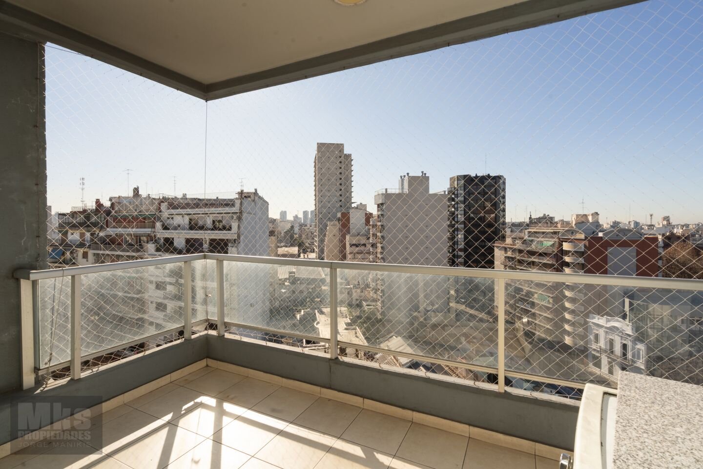 Depto 3 ambientes en venta con Pileta, SUM, seguridad 24hs. M de Oca y M Garcia - 18