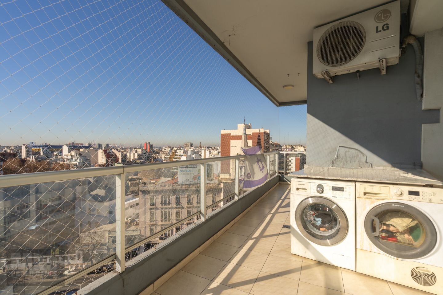 Depto 3 ambientes en venta con Pileta, SUM, seguridad 24hs. M de Oca y M Garcia - 19