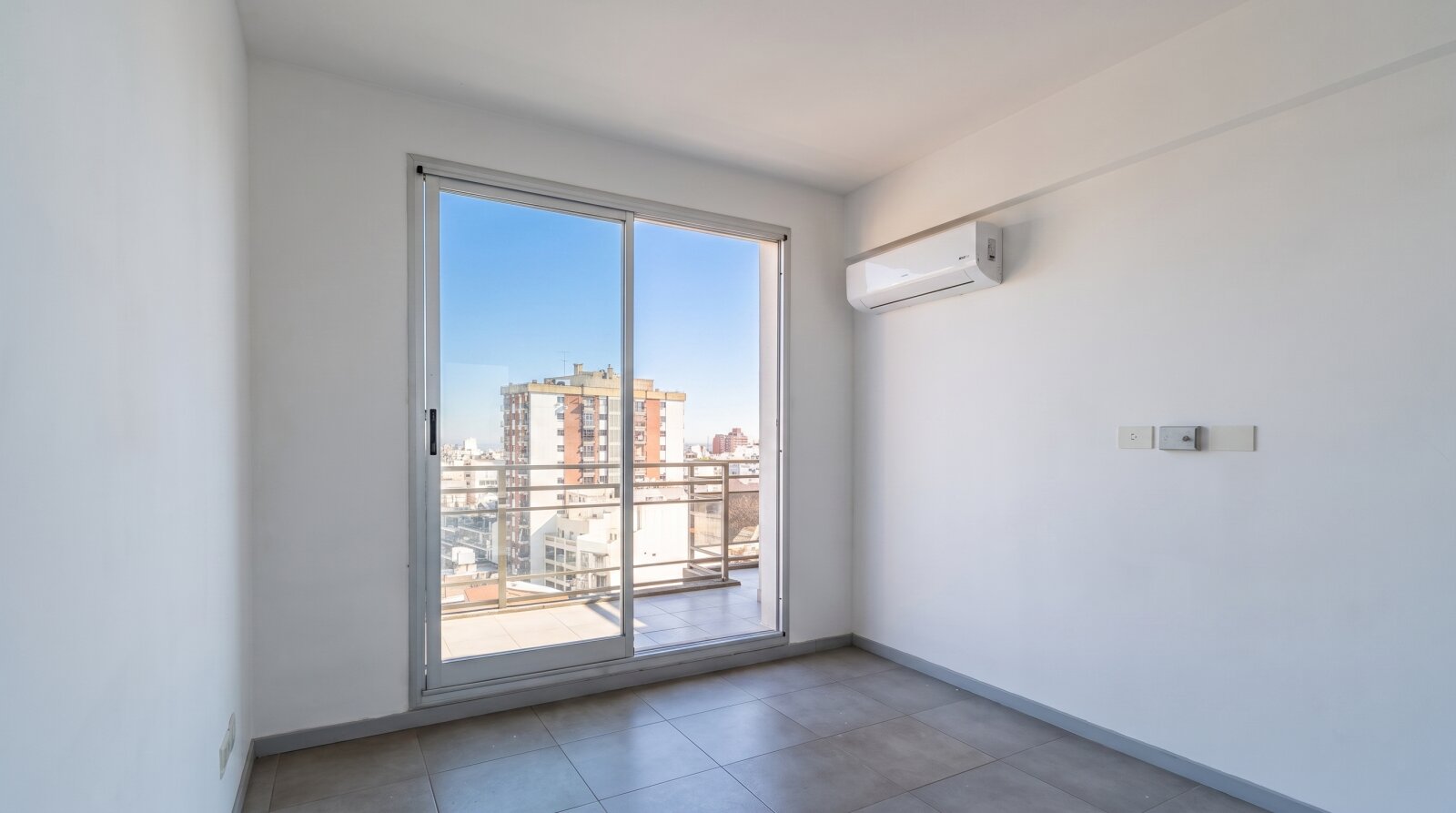 Venta. Depto 2 ambientes estrenar. Apto credito. Flores - 6