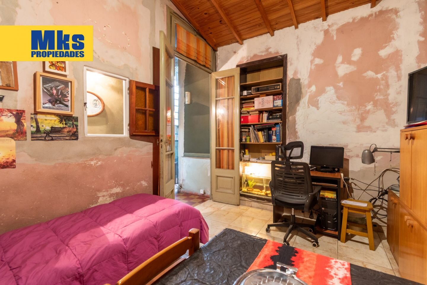 Venta en Block. 3 PH +local. Ideal para desarrollo sobre Avenida. - 33