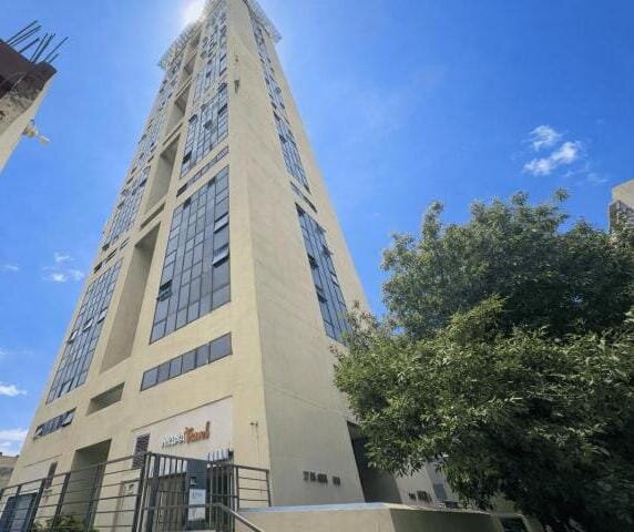 VENTA DEPTO REFACCIONADO 2 DORM CON COCHERA (opcional) EN EL CENTRO - Imagen 7