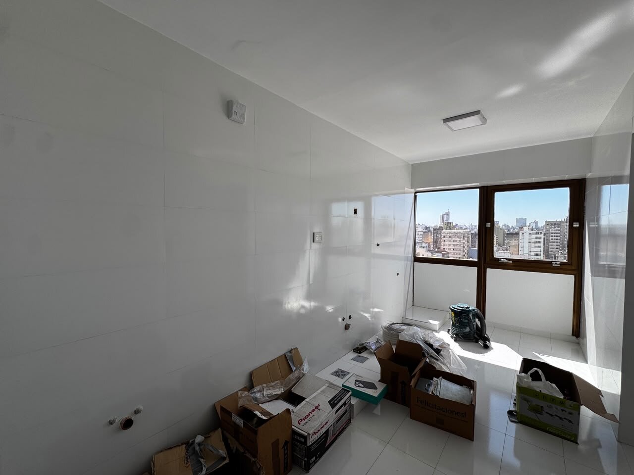 VENTA DEPTO REFACCIONADO 2 DORM CON COCHERA (opcional) EN EL CENTRO — foto 9