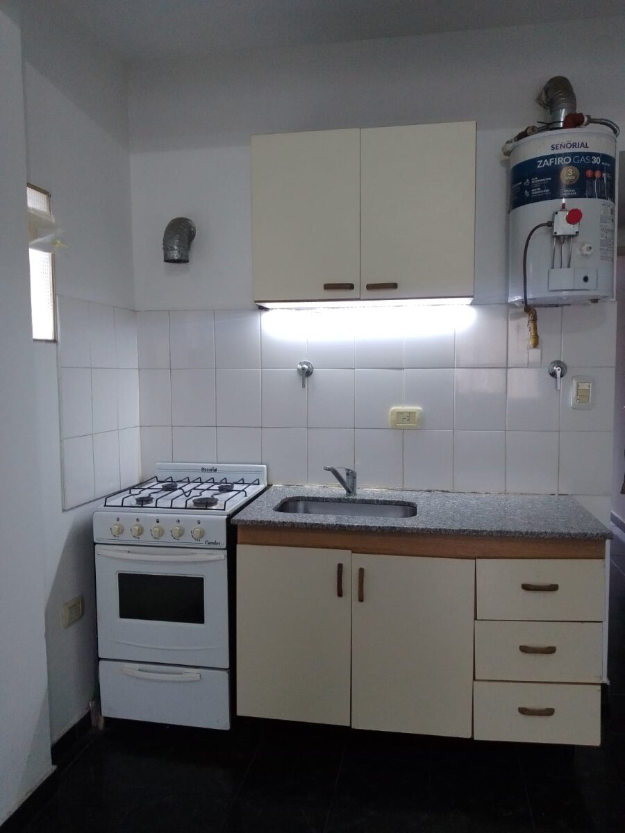 Alquiler Departamento 2 ambientes con balcón en Moron Sur — foto 6