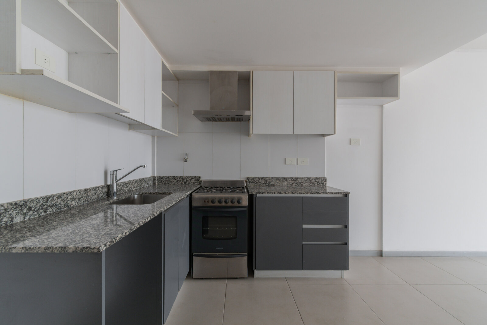 Venta. Departamento 3 ambientes. A estrenar. Apto credito. Flores - 7