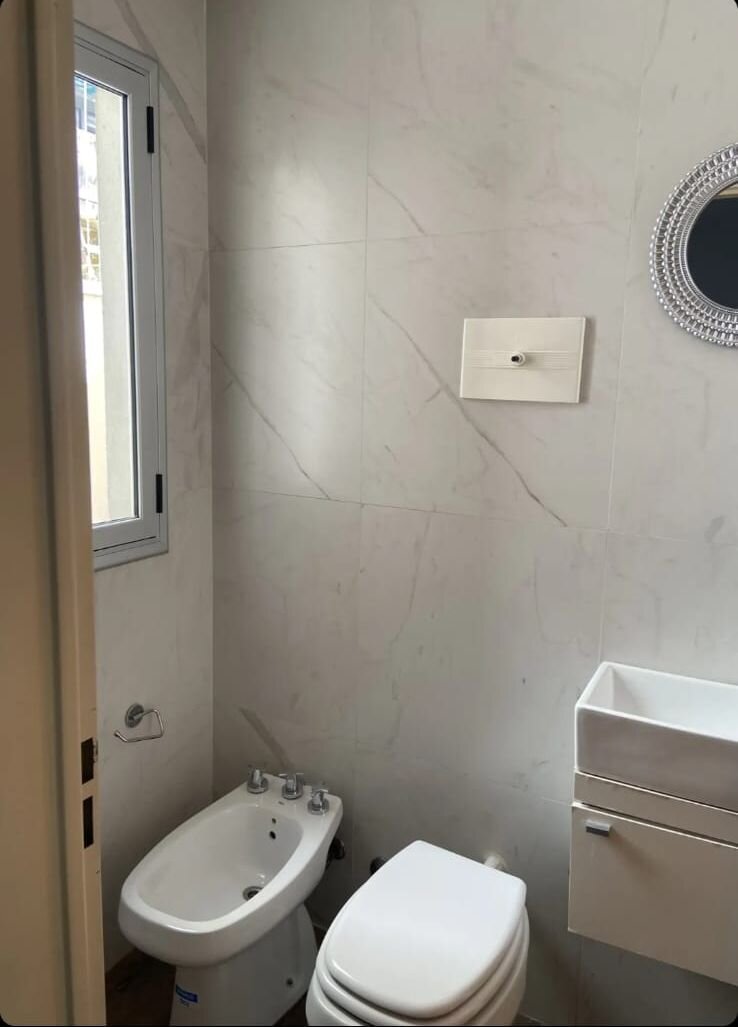 Oportunidad! se vende departamento de 3 ambientes con balcón - San Cristobal - 9