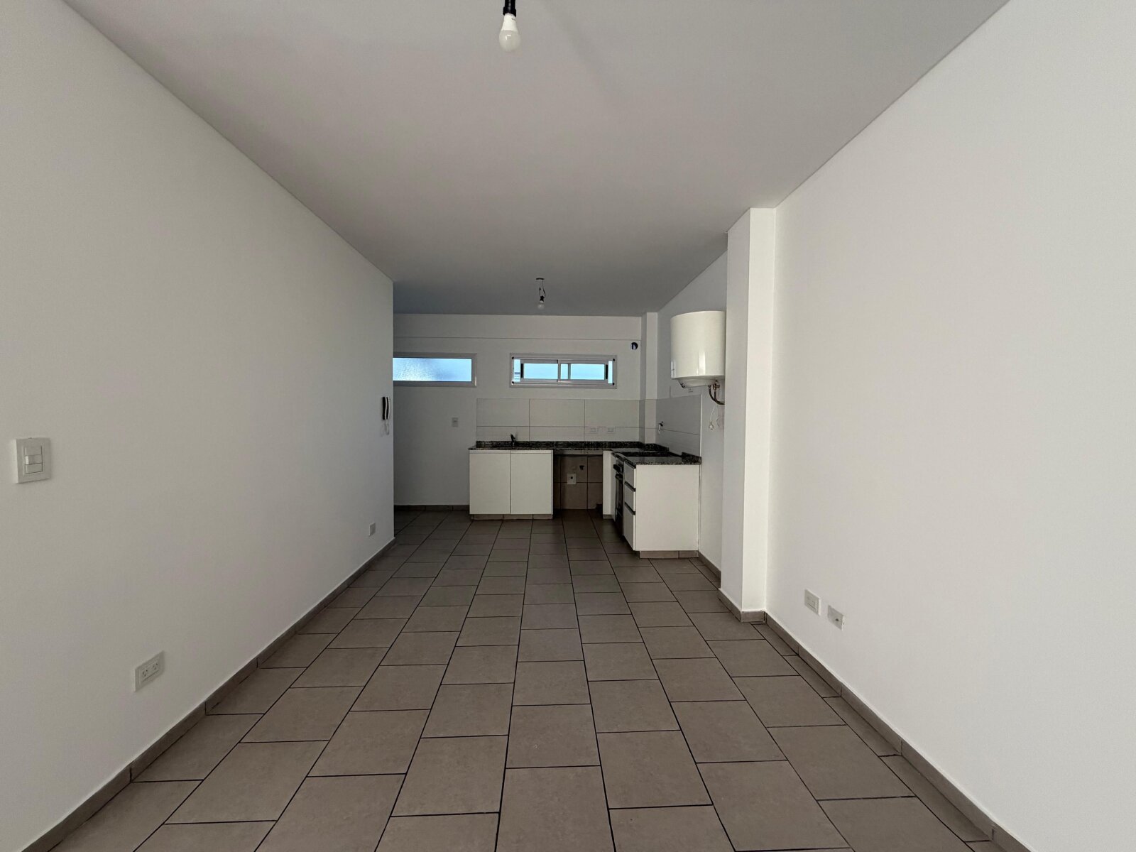 Departamento de 2 Ambientes con Balcón Aterrazado en Alquiler - Santos Lugares - 6