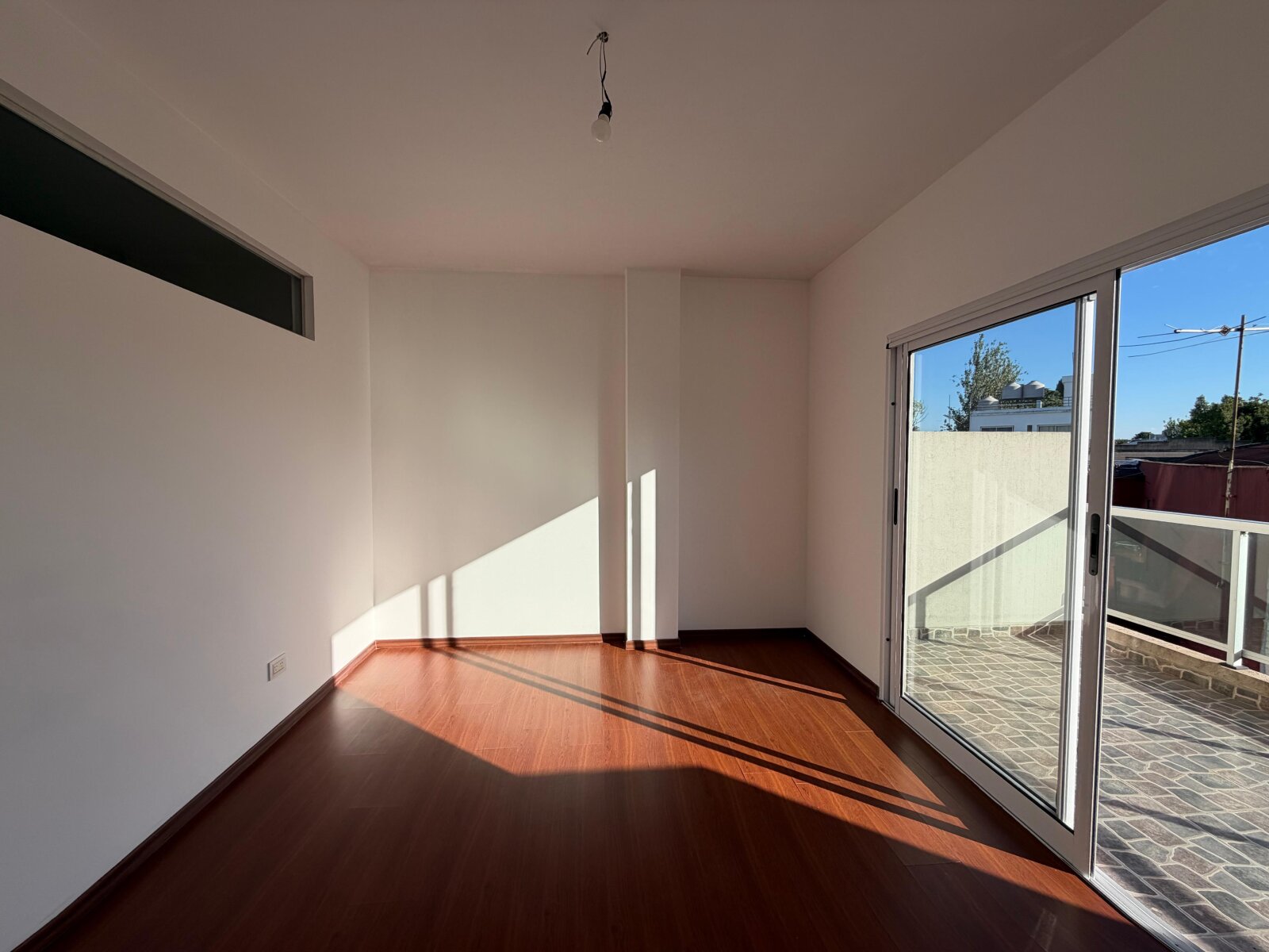 Departamento de 2 Ambientes con Balcón Aterrazado en Alquiler - Santos Lugares - 8