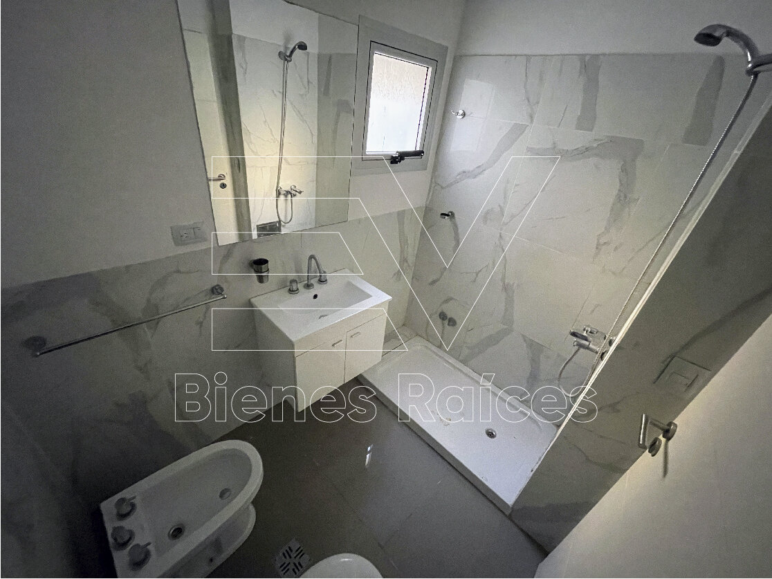 ALQUILER. NUEVA CORDOBA. DEPTO 1 DORM CON PATIO, PISCINA Y ASADOR PROPIO - Imagen 8