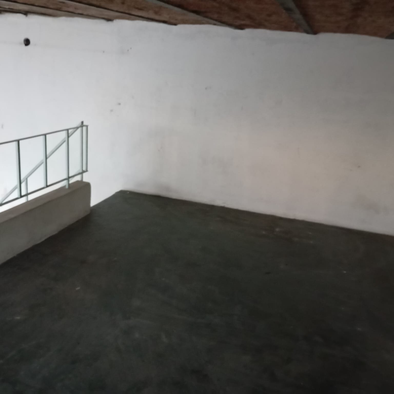 ALQUILER, LOCAL $950.000.- Av. COBO 1.100 ,C/ENTRE PISO y COCHERA, SIN EXPENSAS — foto 11