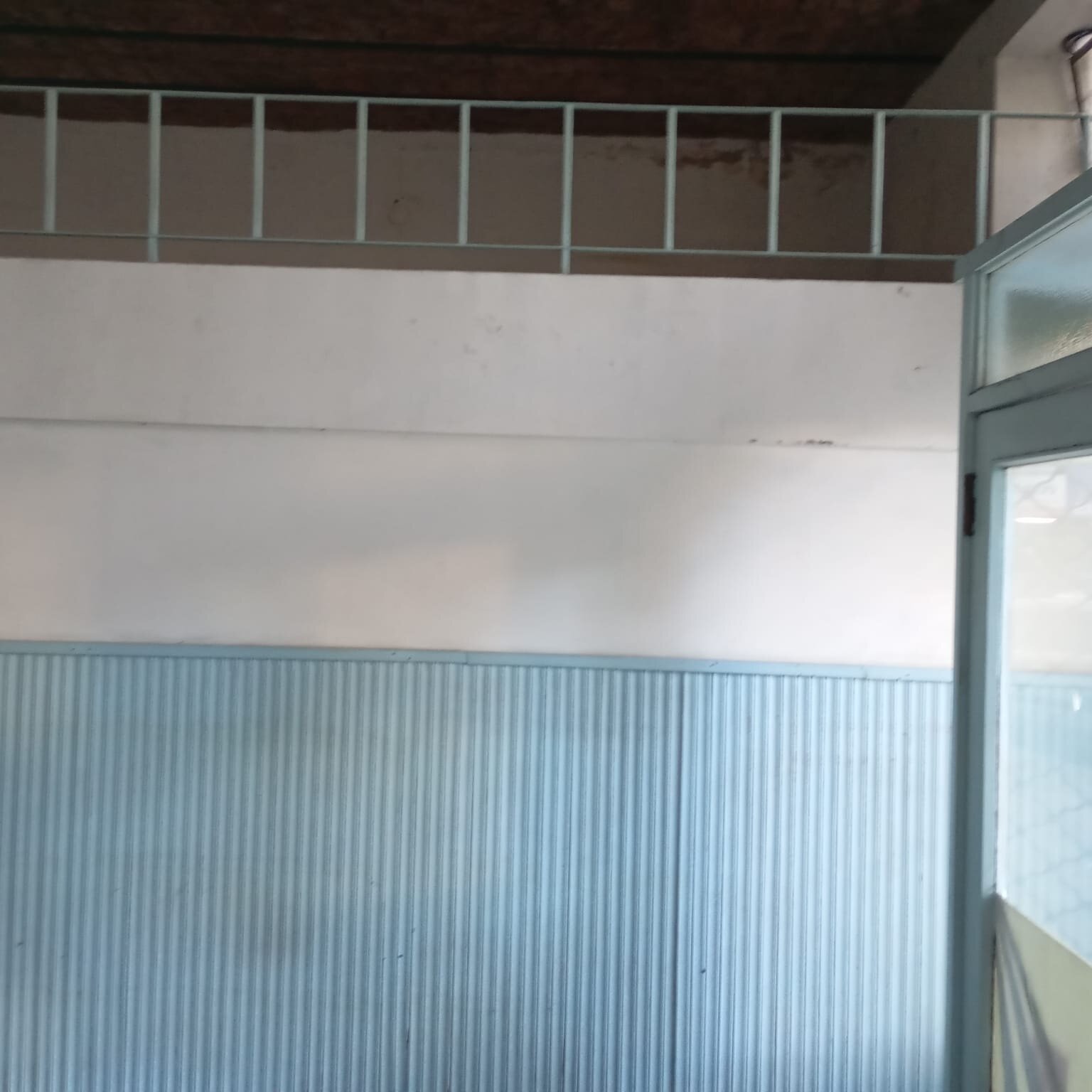 ALQUILER, LOCAL $950.000.- Av. COBO 1.100 ,C/ENTRE PISO y COCHERA, SIN EXPENSAS — foto 14