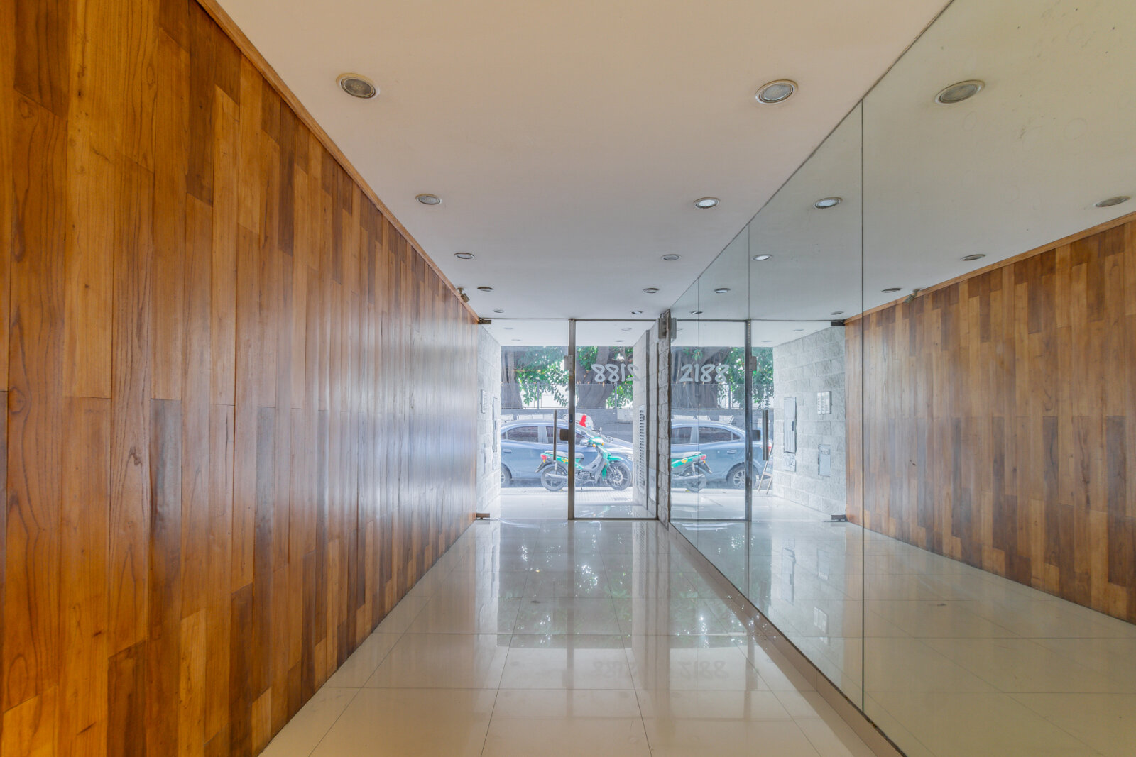 Venta. Departamento. Dos Ambientes. Terraza Propia. Piso Alto. Recoleta - 26