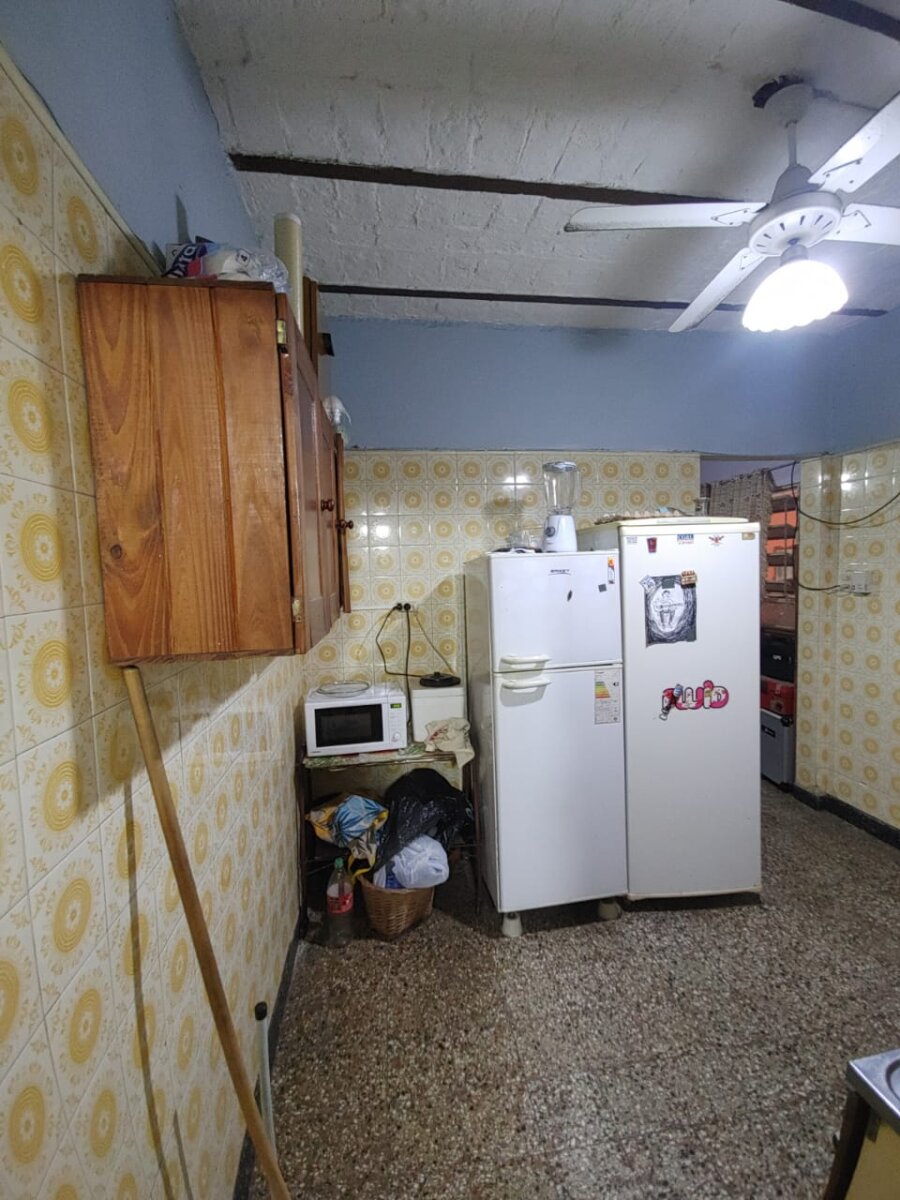 Casa a reciclar de dos dormitorios. Pasaje Ronchi 914 - 8