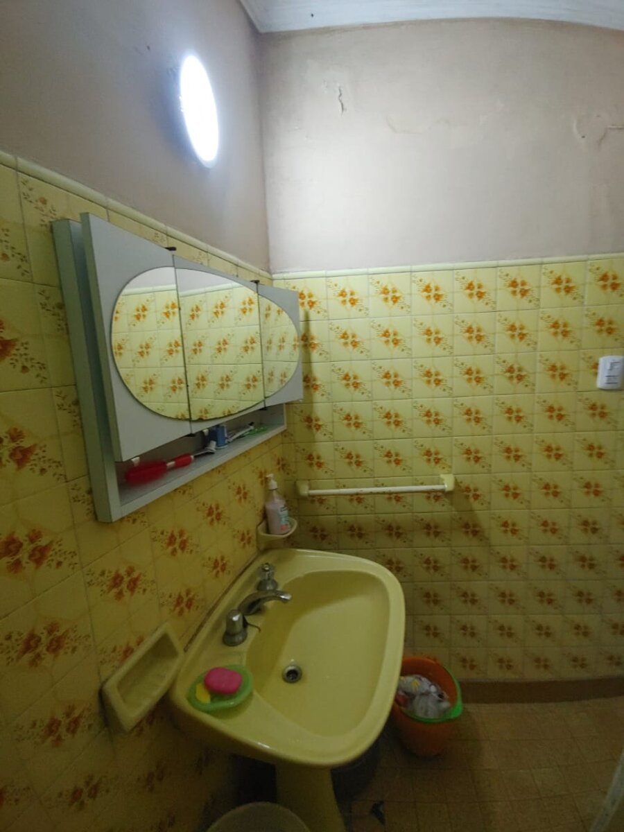 Casa a reciclar de dos dormitorios. Pasaje Ronchi 914 - 12