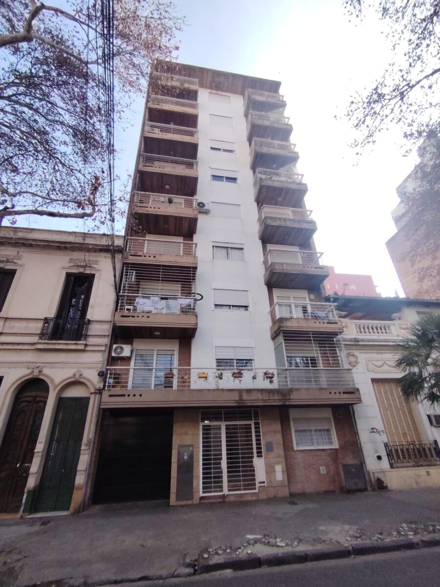 Callao 836 05 01 - 1