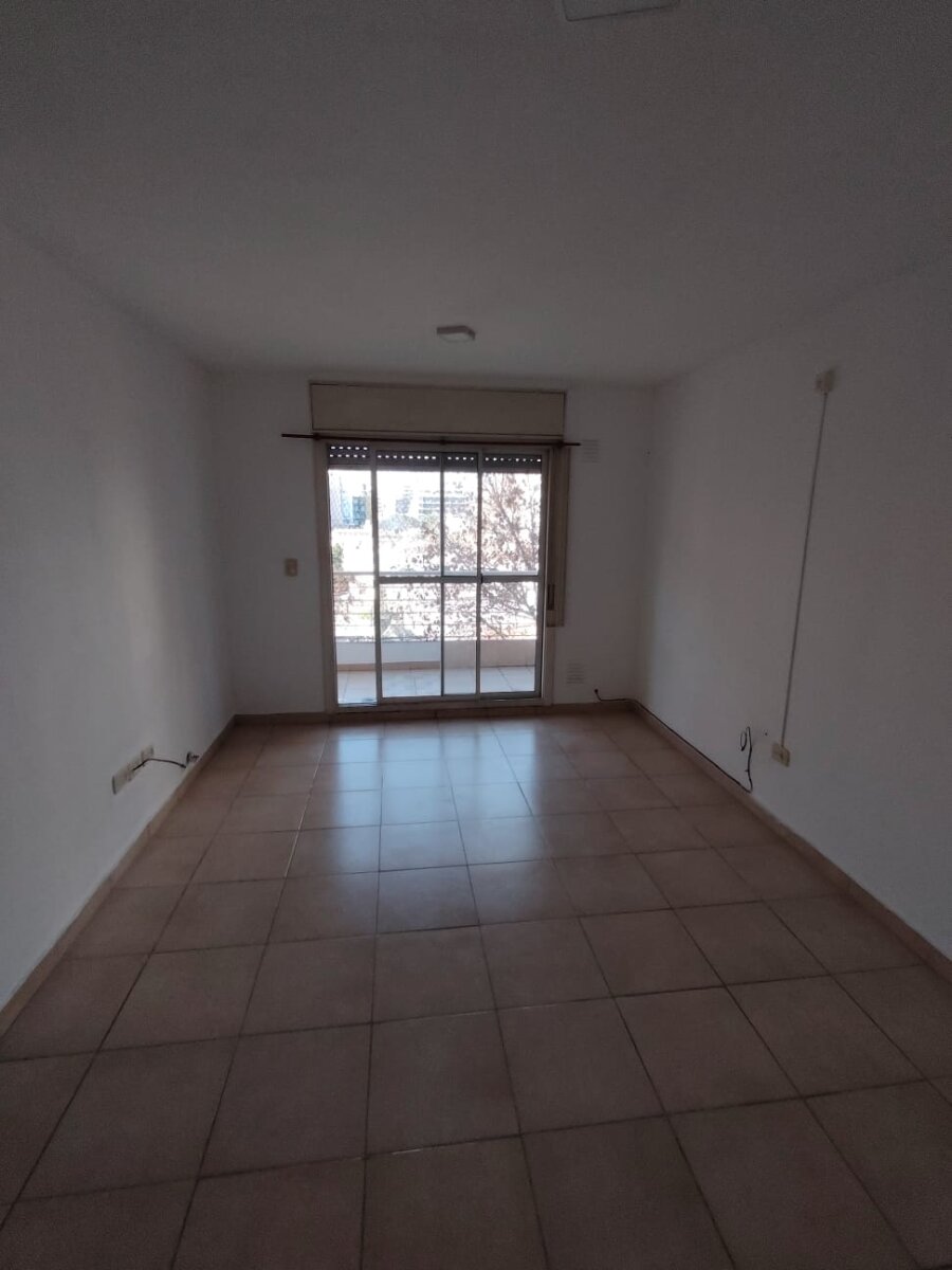 Callao 836 05 01 - 4