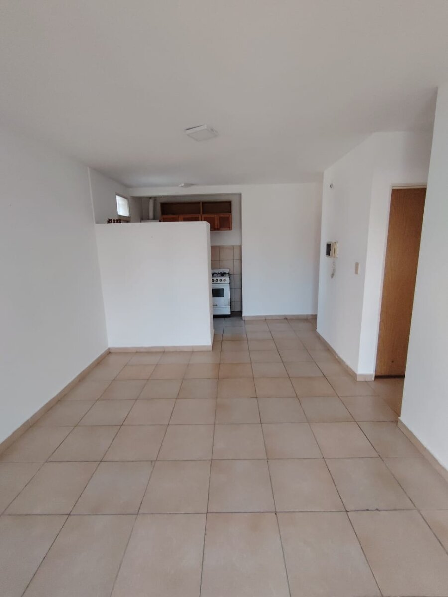 Callao 836 05 01 - 6