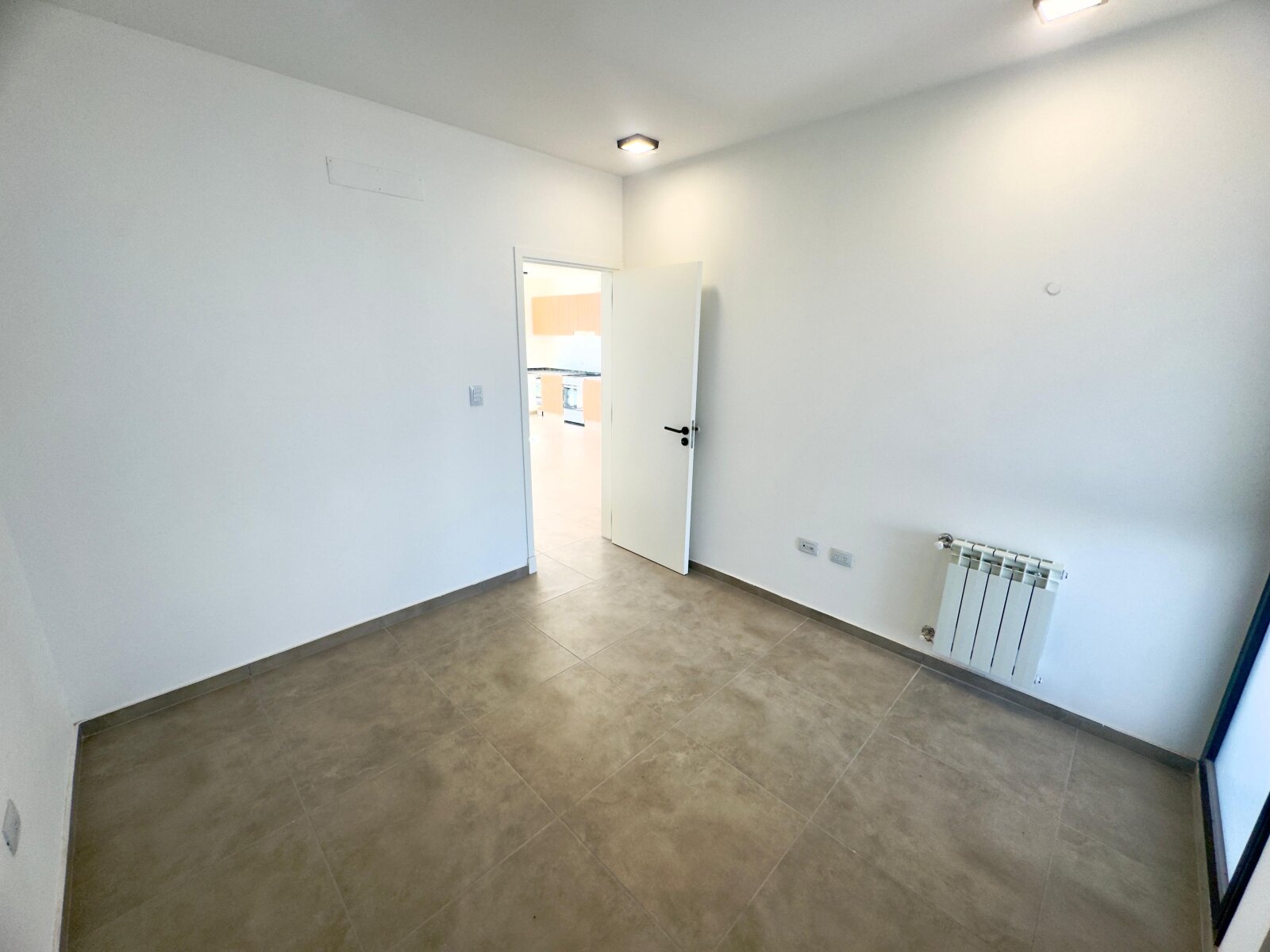 Dúplex a estrenar 2 dorm planta baja patio cochera Solares de Manantiales - Imagen 16