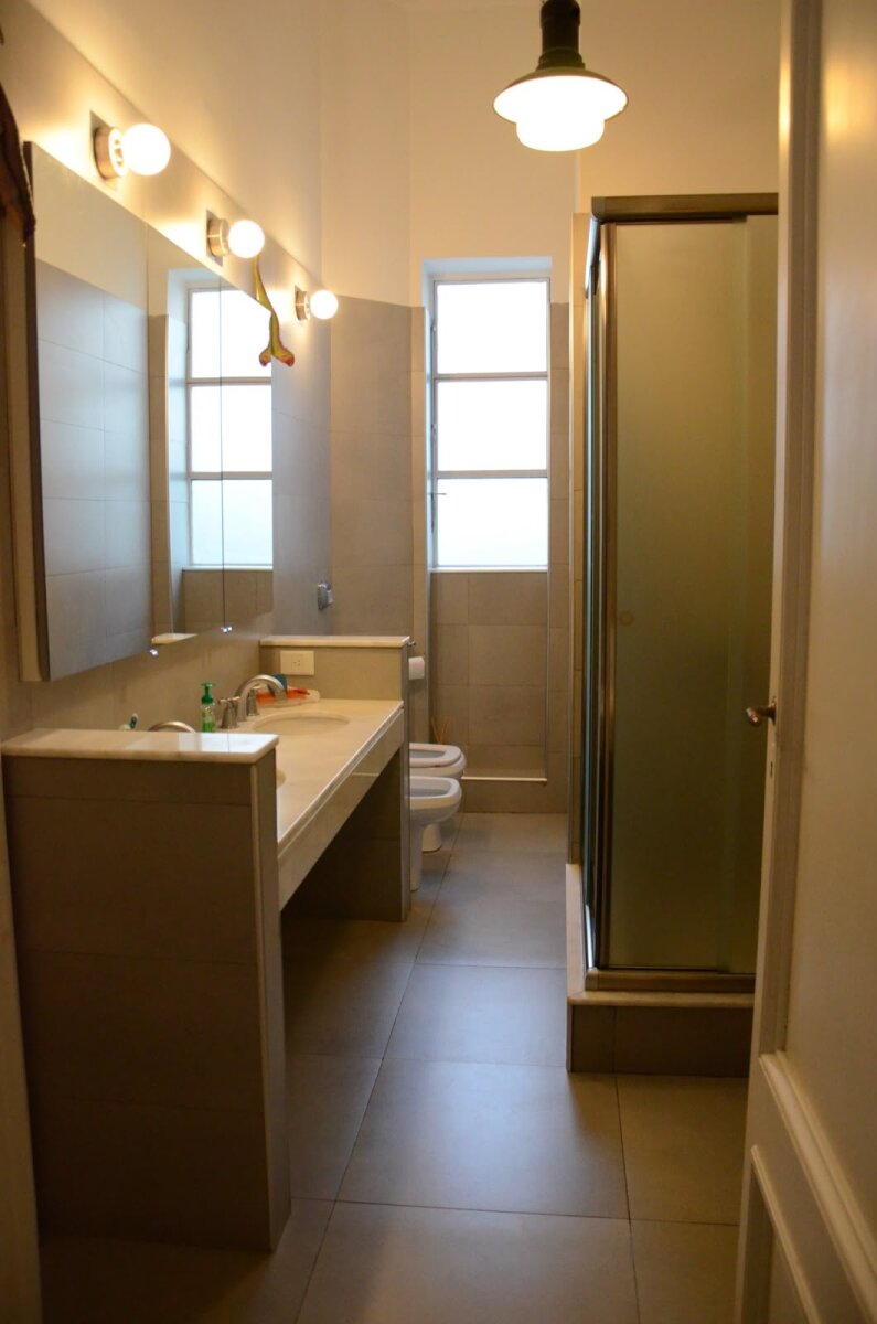6 AMBIENTES CON BALCON EN BALVANERA - 17