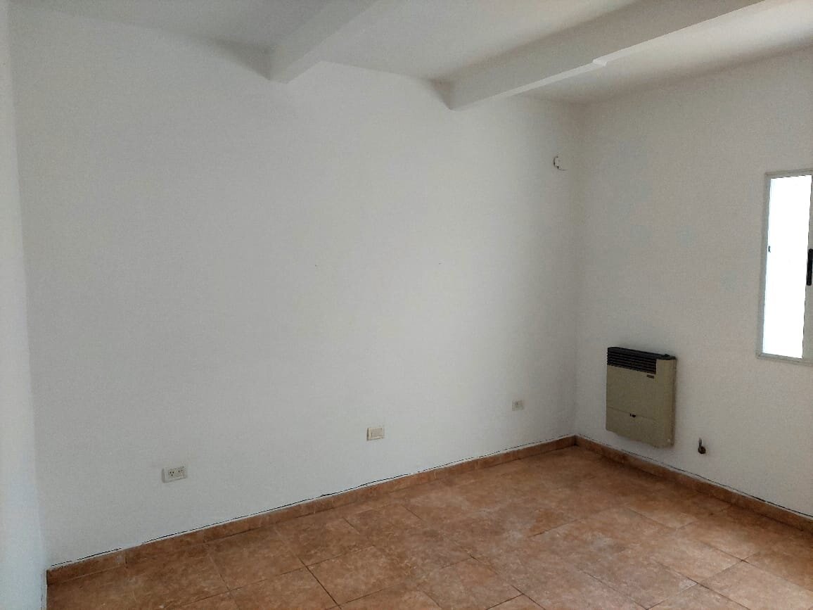 VENTA CASA 3 DORMITORIOS APTO CREDITO - Imagen 12