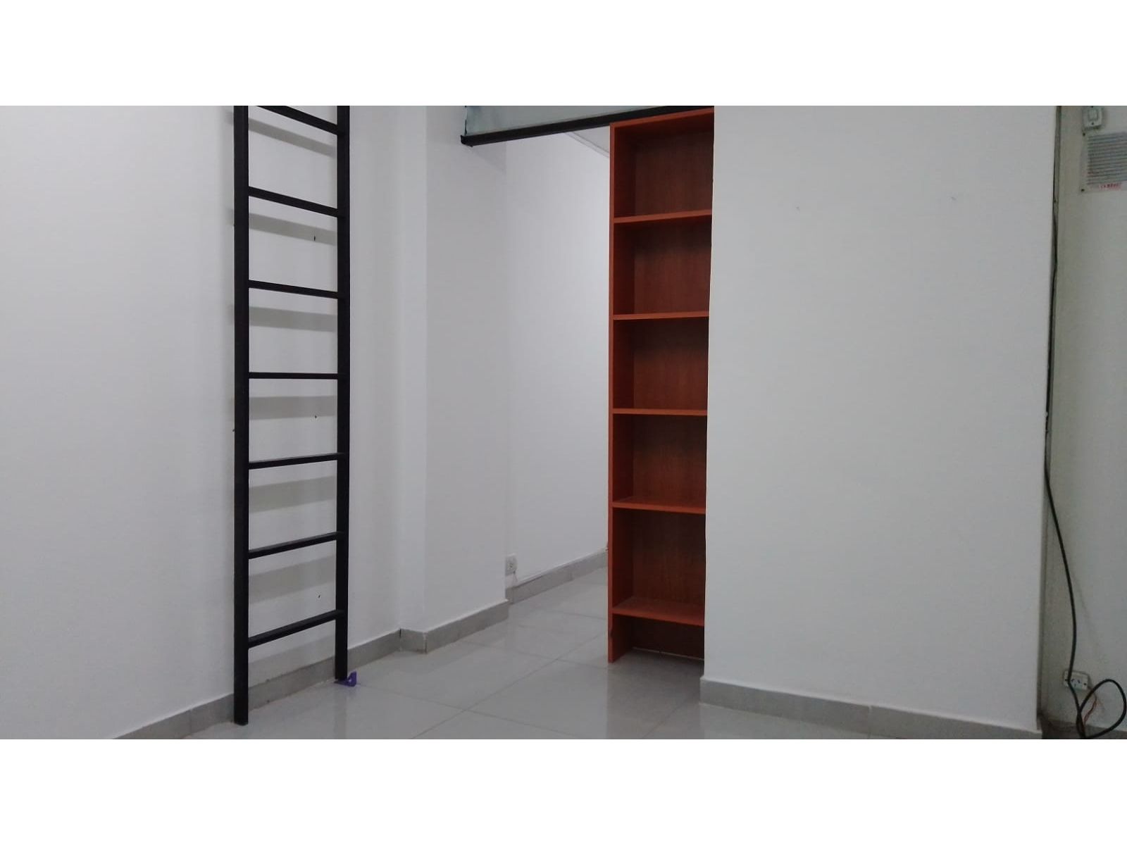 Oficina Céntrica en Galería. - 8