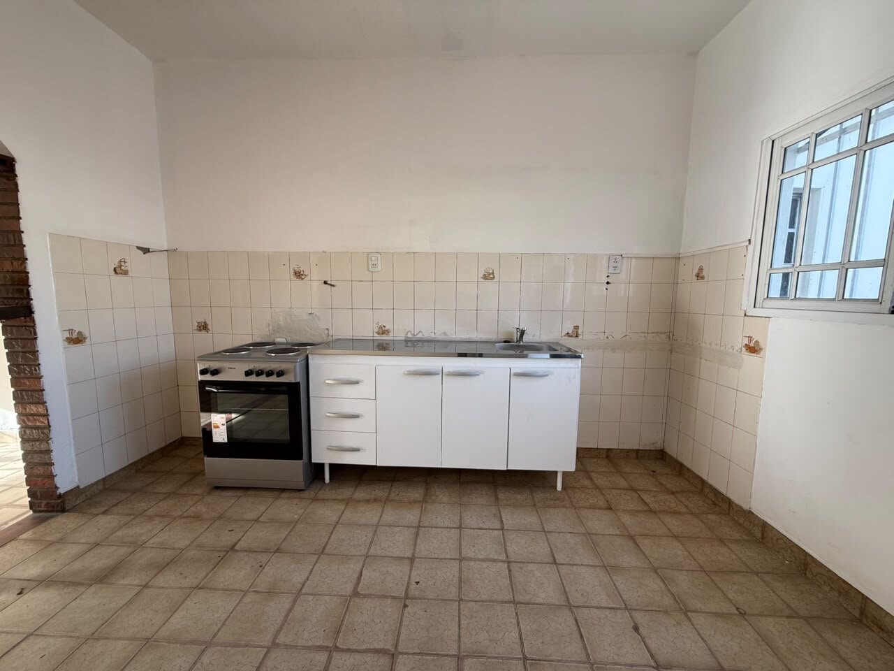 Venta casa 3 ambientes! Con patio en Morón - 4