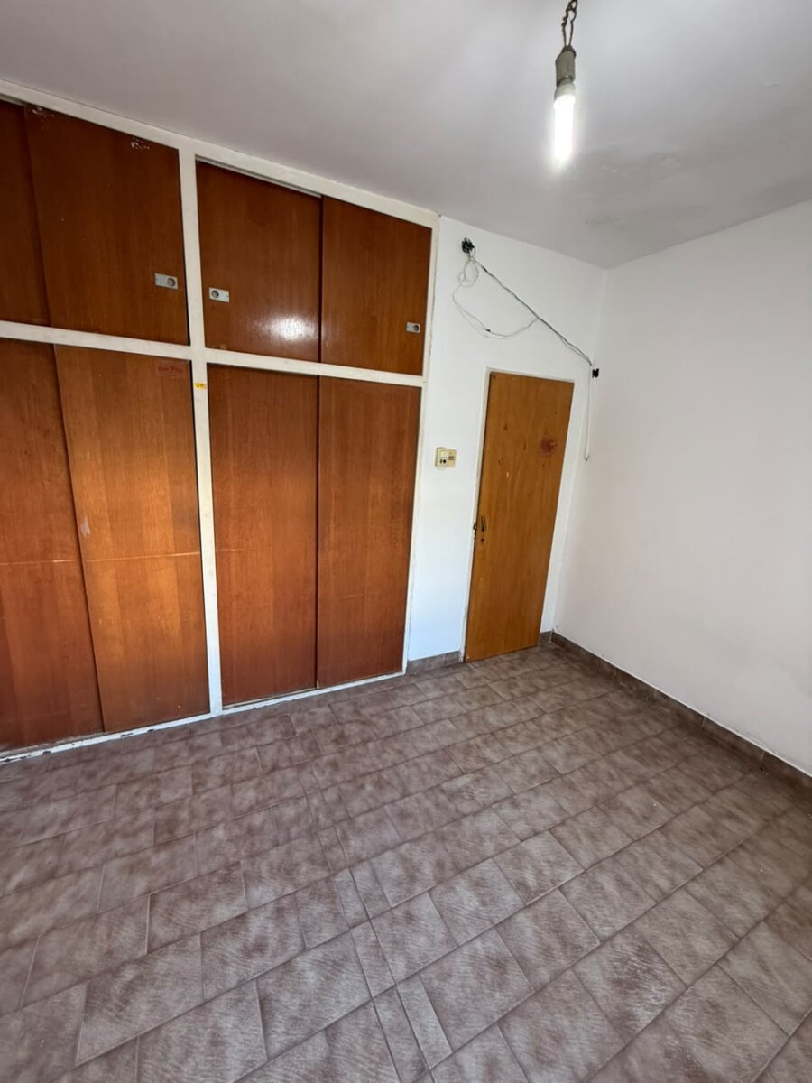 Venta casa 3 ambientes! Con patio en Morón - 8