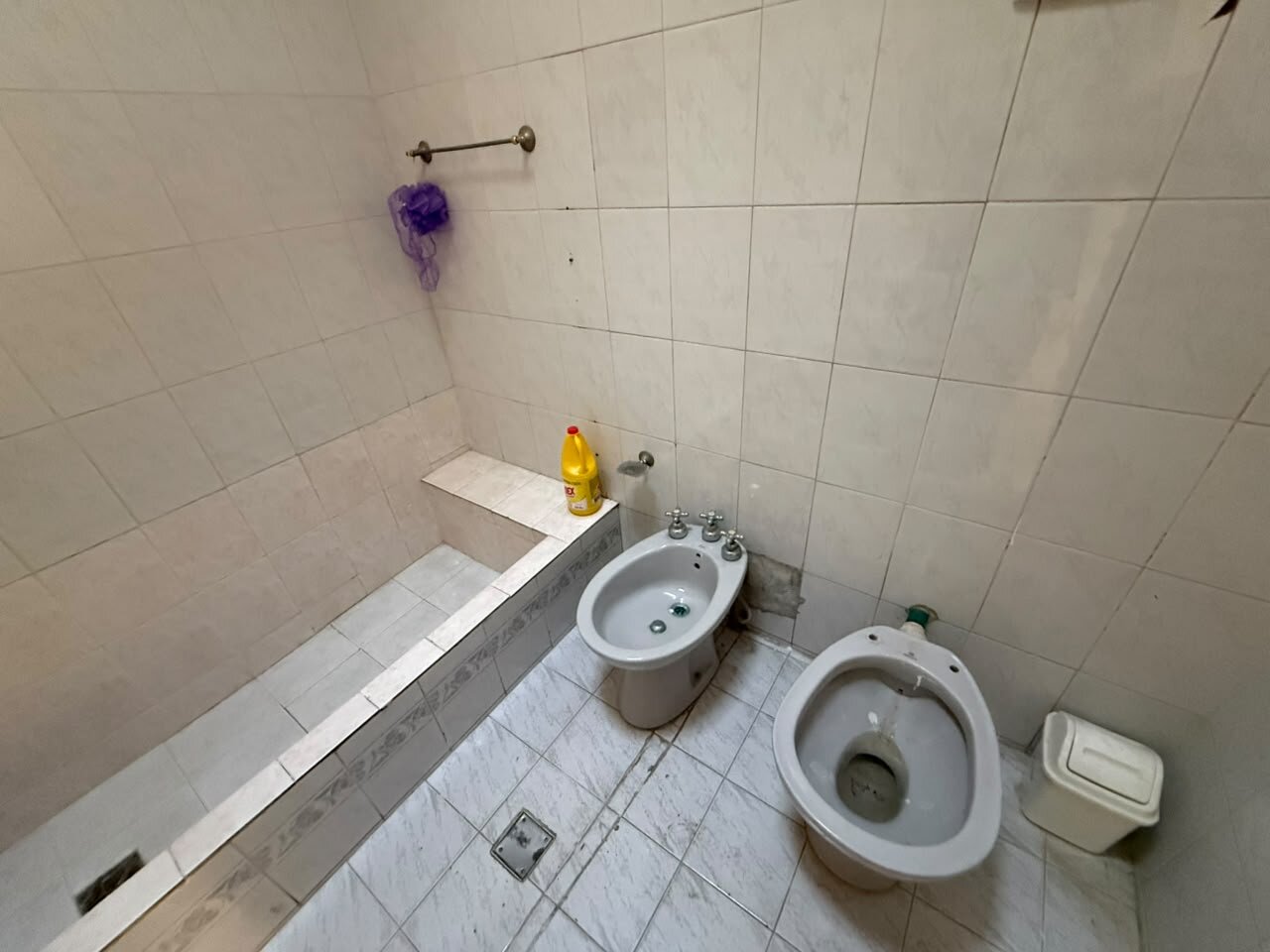 Venta casa 3 ambientes! Con patio en Morón - 6