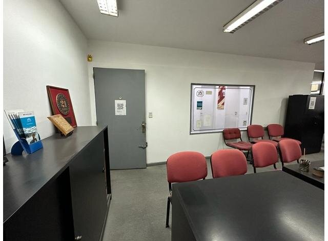 Excelente Oficina en Venta en Microcentro - 7