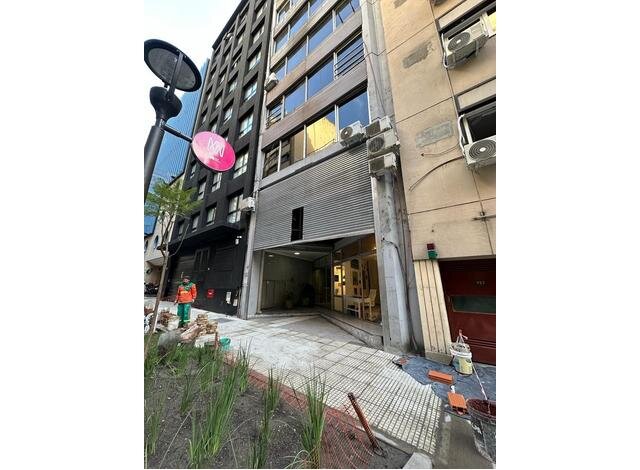 Excelente Oficina en Venta en Microcentro - 1