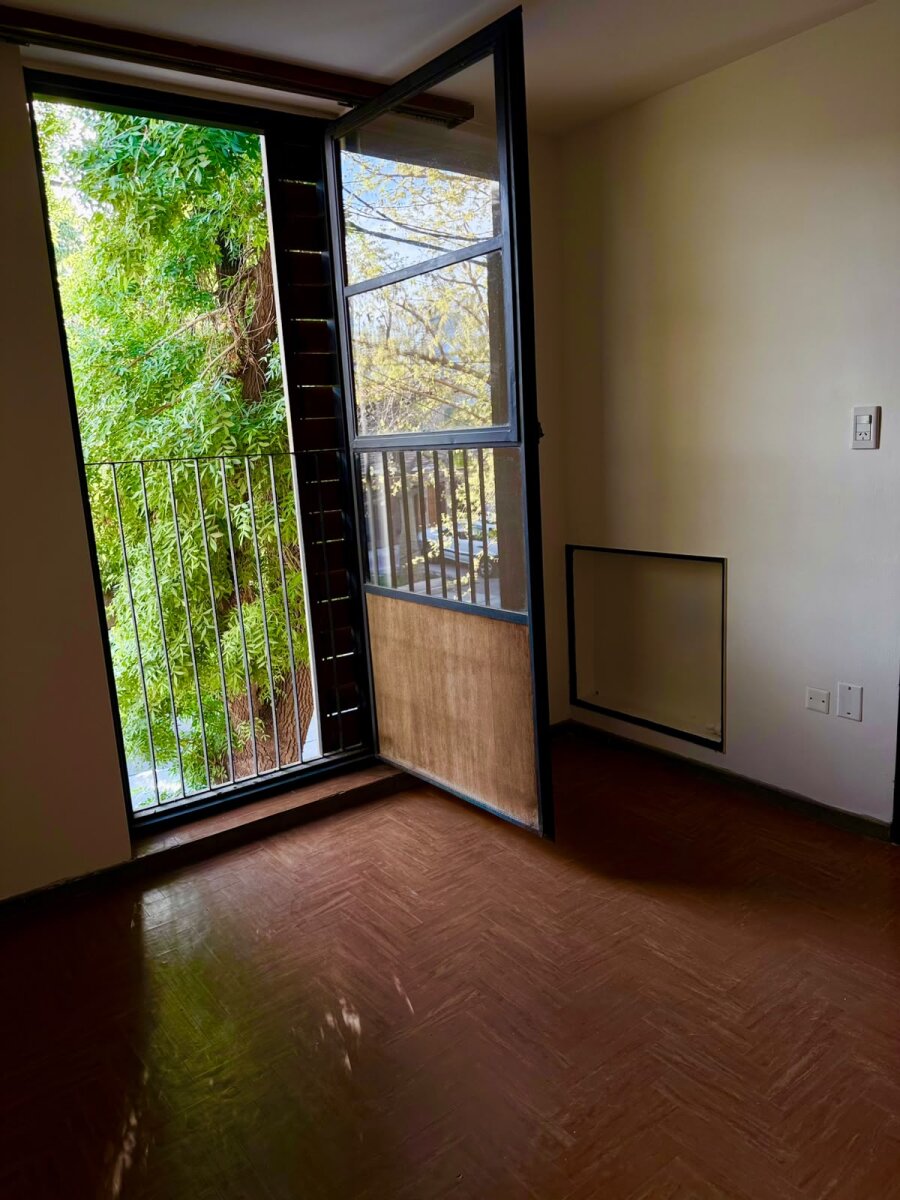 ALQUILAMOS HERMOSA CASA TIPO CHALET AMERICANO EN BARRIO BOMBAL GODOY CRUZ - 29