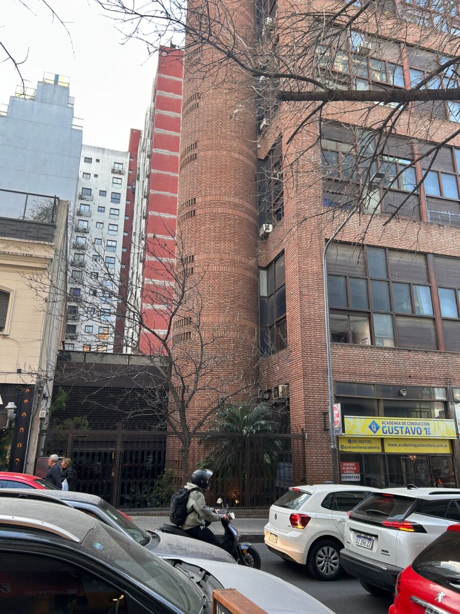 Dpto 1 dorm en nva cba VENDO - Imagen 2