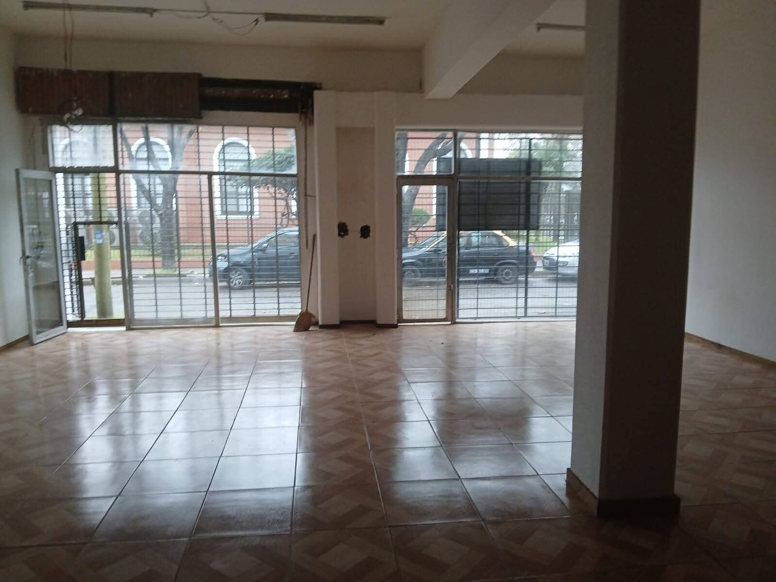 Local Comercial a la Venta - 6