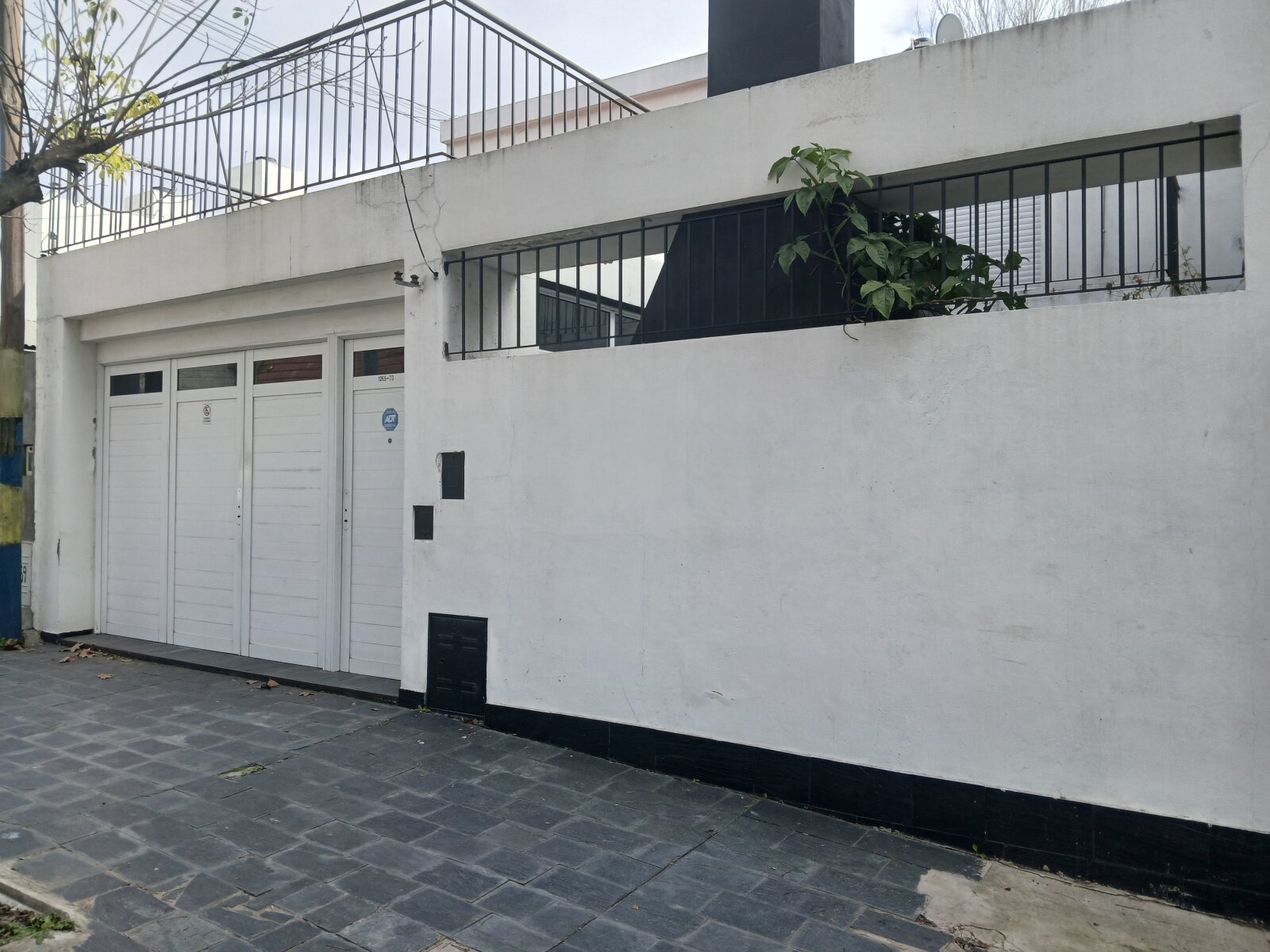 Casa de 2 Dormitorios en Venta - 2
