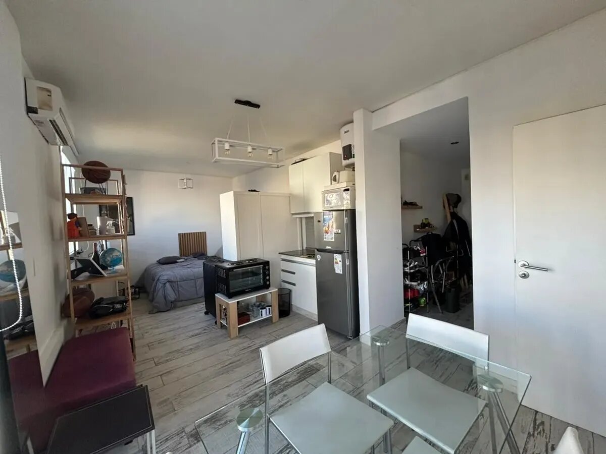 Av. Alvarez Thomas Al 800, Piso 7, Colegiales - 17