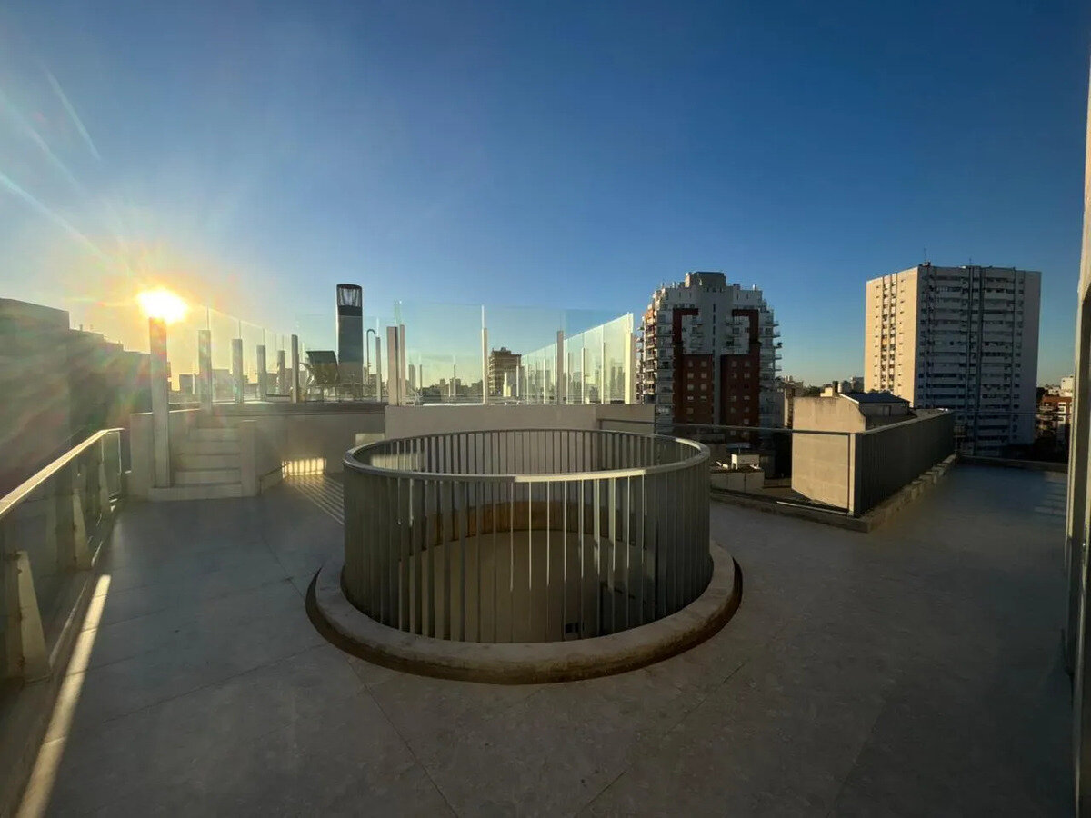Departamento 3 Amb Con Terraza Y Quincho - Excelente Ubicación - No Apto Crédito - 30