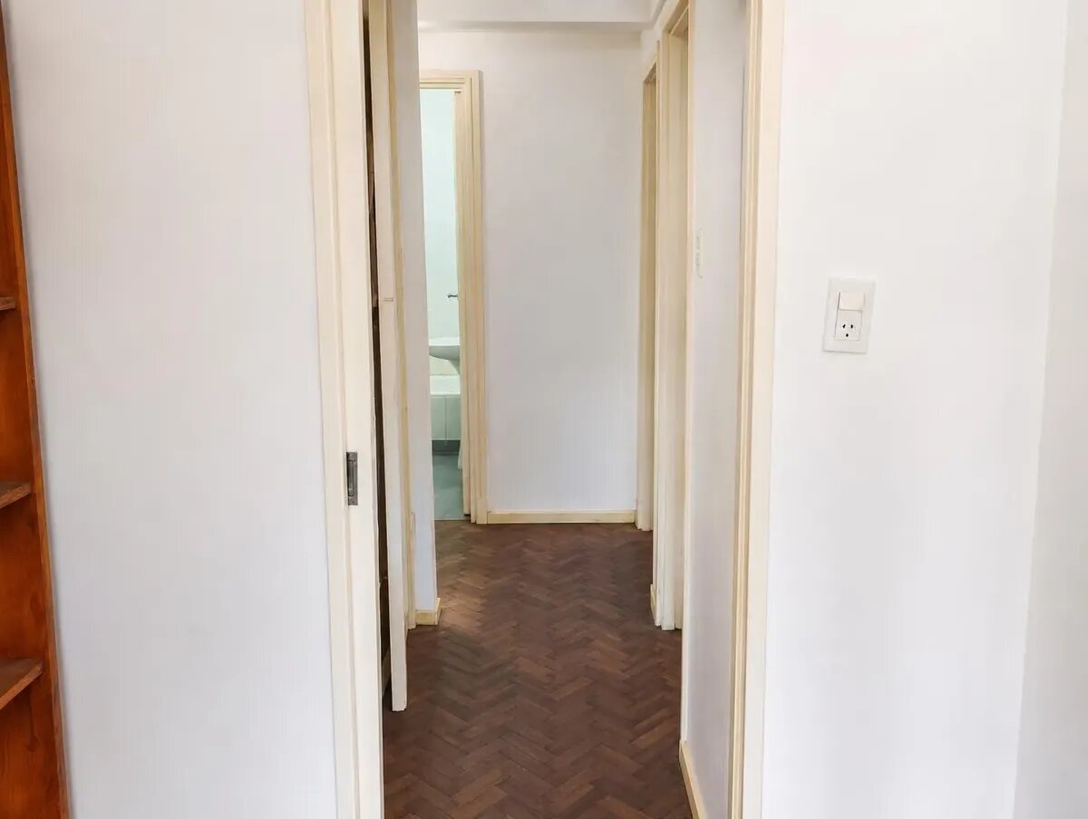 Depto 4 Amb, A Reciclar En Balvanera, Limite Con Recoleta. - 3