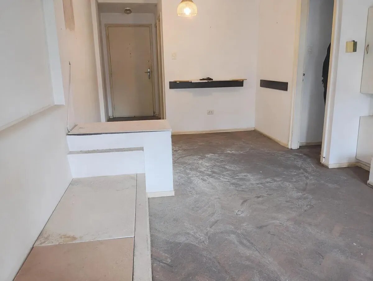 Depto 4 Amb, A Reciclar En Balvanera, Limite Con Recoleta. - 2