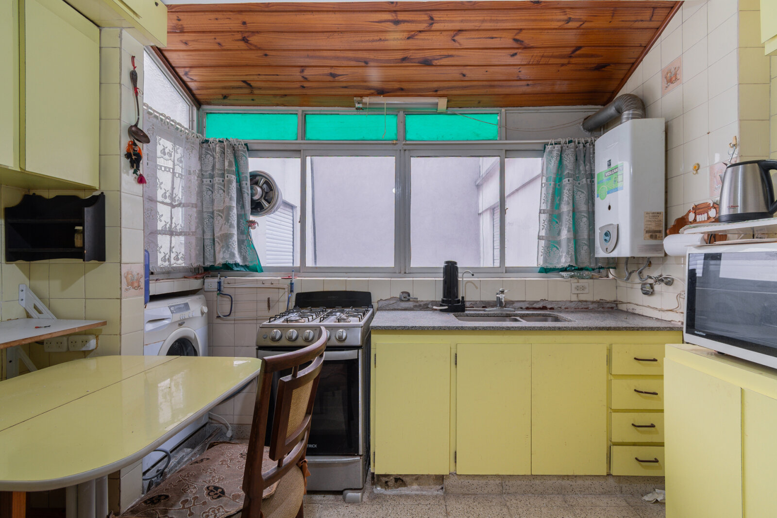 VENTA. 3 AMBIENTES CON BALCÓN EN VILLA URQUIZA. MUY LUMINOSO Y SILENCIOSO. EDIFICIO REACONDICIONADO. — foto 11