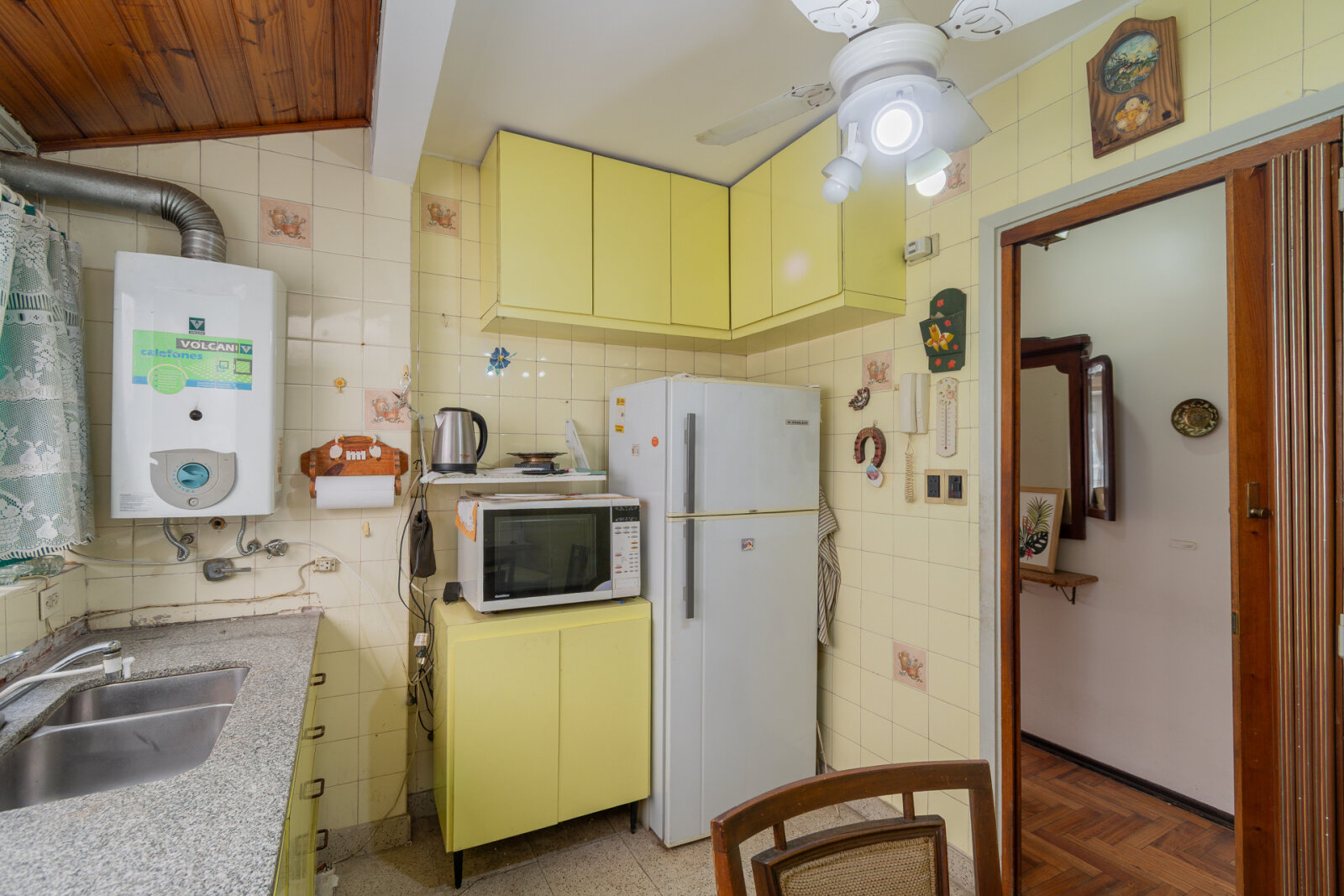 VENTA. 3 AMBIENTES CON BALCÓN EN VILLA URQUIZA. MUY LUMINOSO Y SILENCIOSO. EDIFICIO REACONDICIONADO. — foto 14